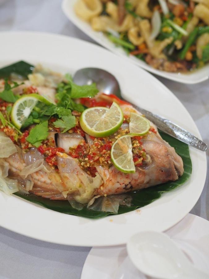 Phuphanplace Hotel Ban Phang Khwang Tai Luaran gambar