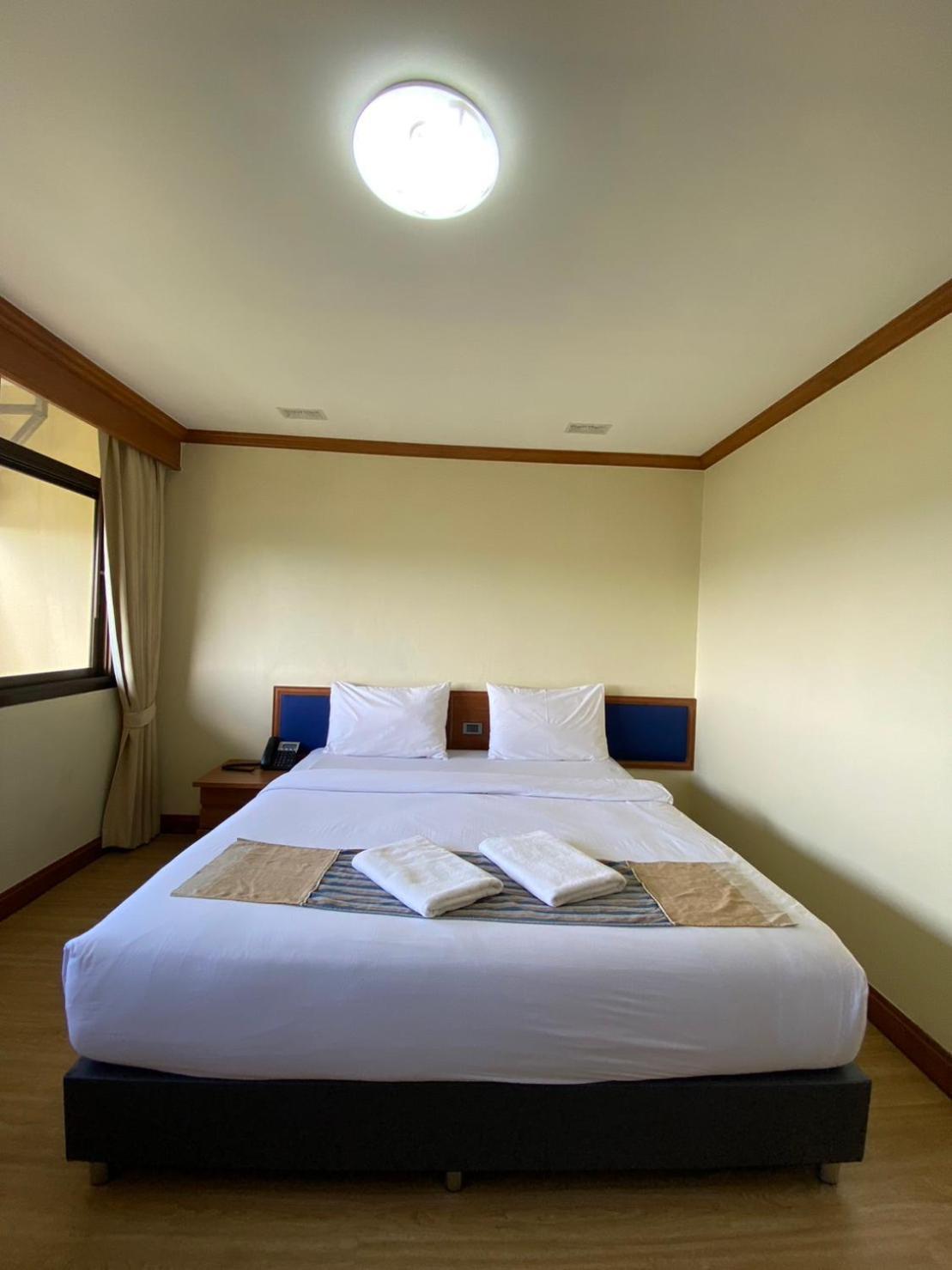 Phuphanplace Hotel Ban Phang Khwang Tai Luaran gambar